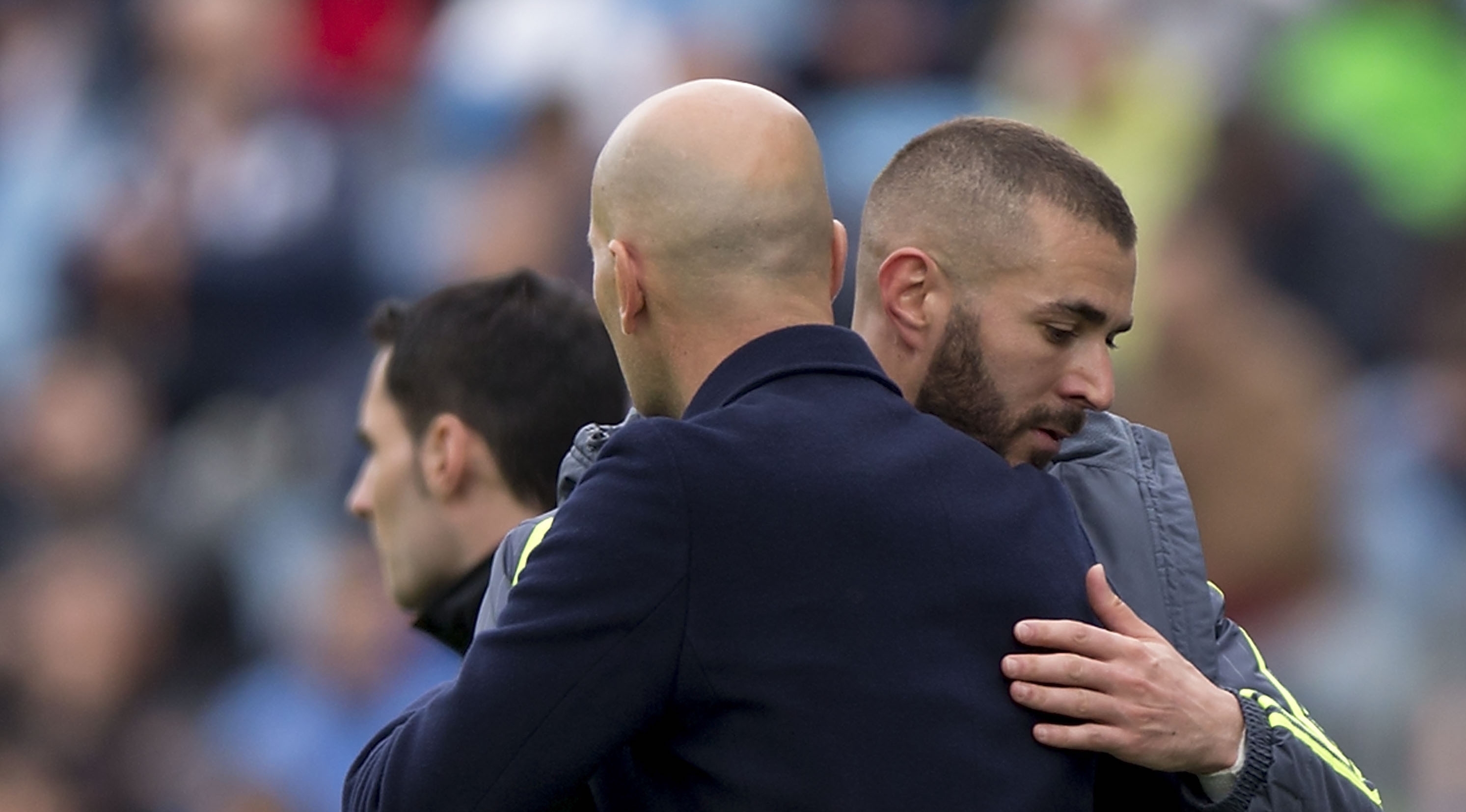 Наставникът на Реал Мадрид Зинедин Зидан защити от критиките нападателя