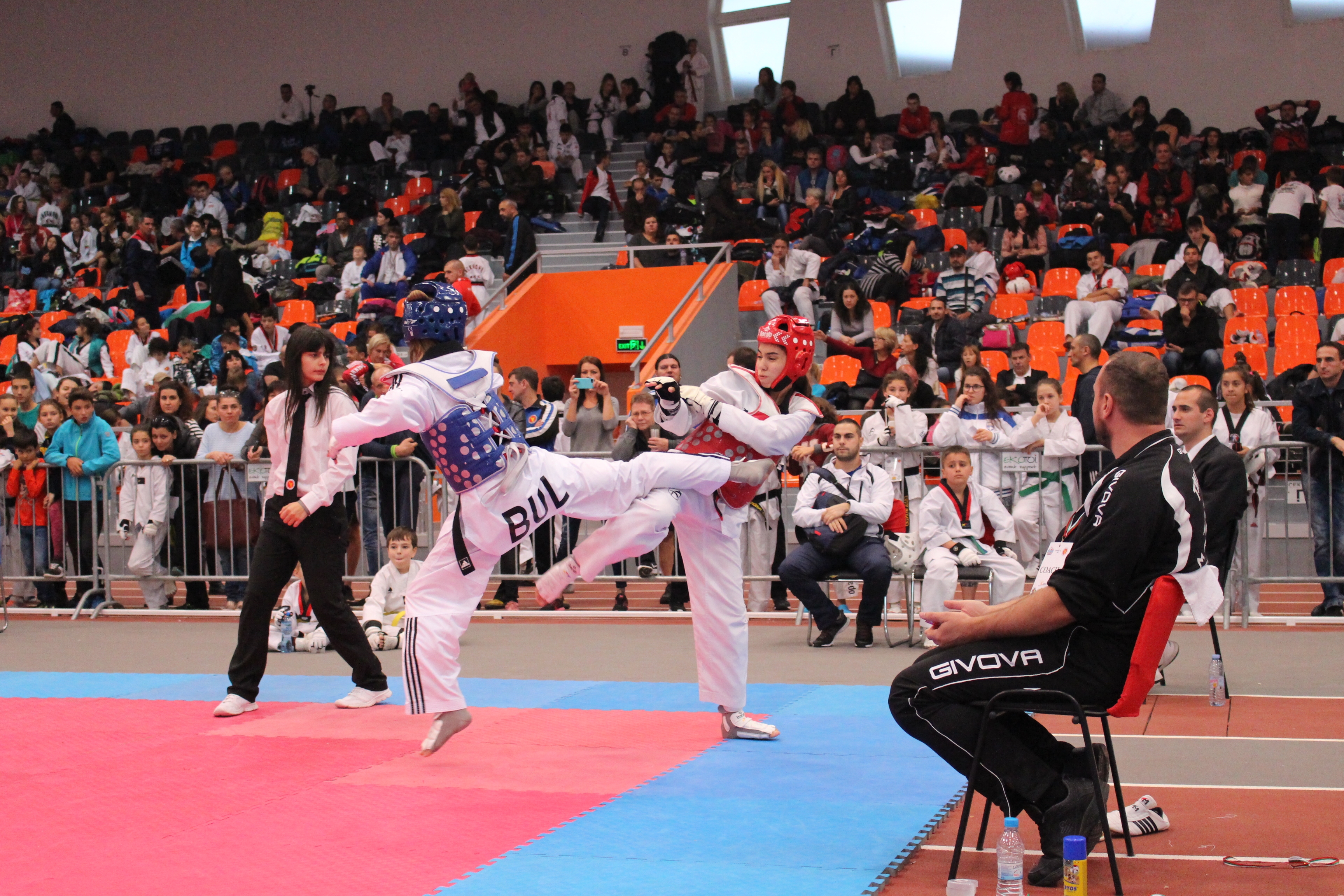 На 21 октомври се проведе четвъртият международен турнир по таекуондо
