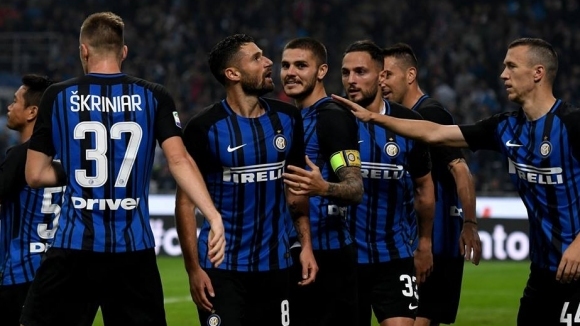 Интер приема Сампдория на Джузепе Меаца в опит да излезе