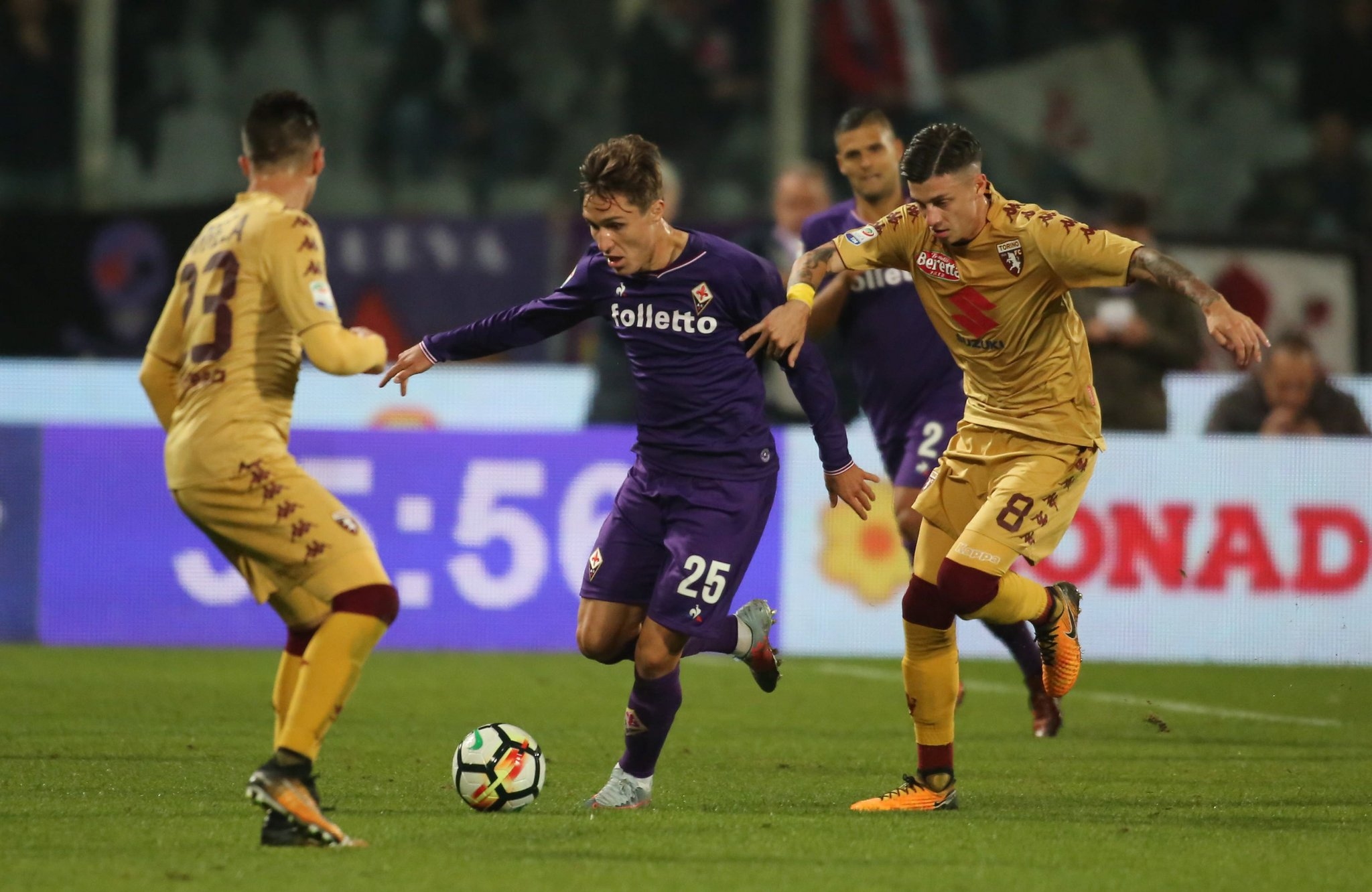 Тимът на Фиорентина разгроми с 3 0 на своя стадион