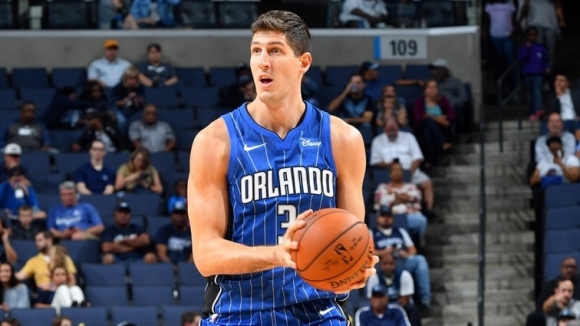 Испанският шампион Валенсия Баскет си осигури услугите на играч прекарал