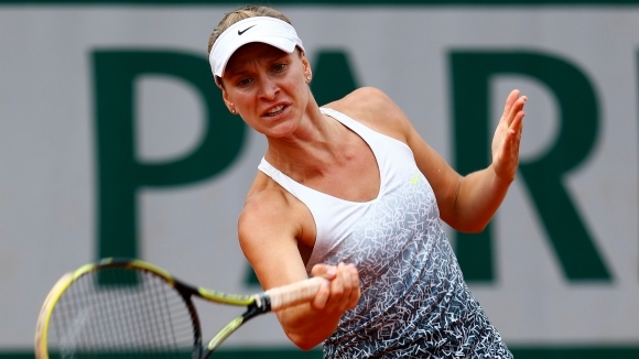 Сесил Каратанчева разгроми поставената под №1 Франческа Скиавоне и се