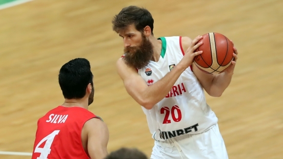 Чавдар Костов бе на висота при четвъртата поредна победа на