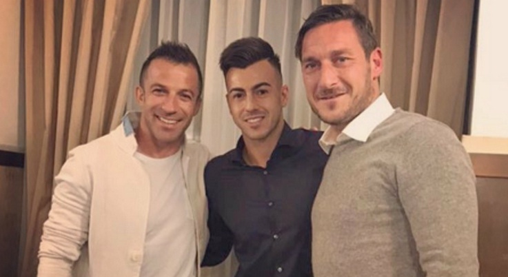 Крилото на Рома Стефан Ел Шаарауи публикува своя снимка в