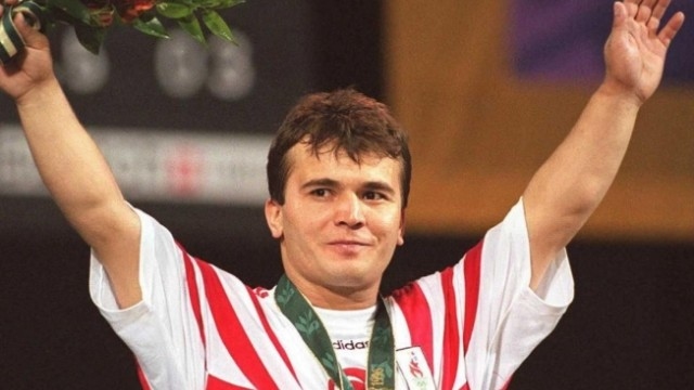 Министърът на здравеопазването на Турция Ахмет Демиржан лично е посетил