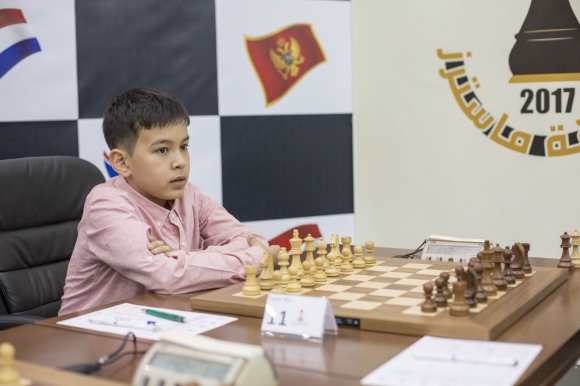 Голямата надежда на шахмата в Узбекистан Нодирбек Абдусатторов стана вторият