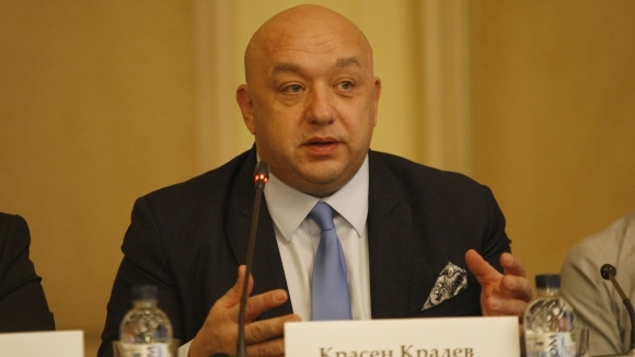 Министърът на младежта и спорта Красен Кралев беше избран за