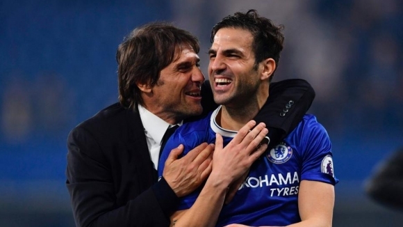 Челси ще предложи нов контракт на Сеск Фабрегас, за да