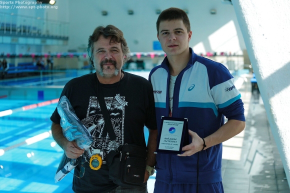 Управителният съвет на Българската федерация по плувни спортове наказа треньор