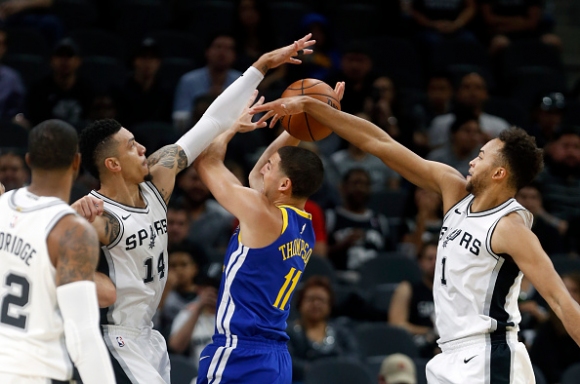 Голдън Стейт победи Сан Антонио със 112:92 в мач от