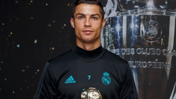 Головият лидер на Реал Мадрид и Португалия Кристиано Роналдо получи