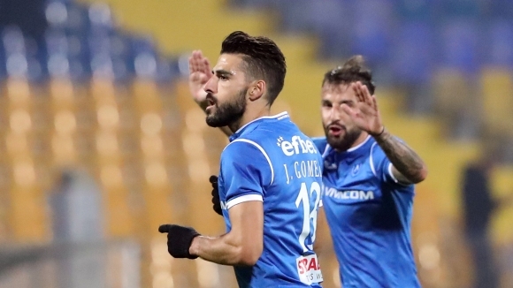 Станаха ясни стартовите 11 на Левски и Локомотив Пловдив за