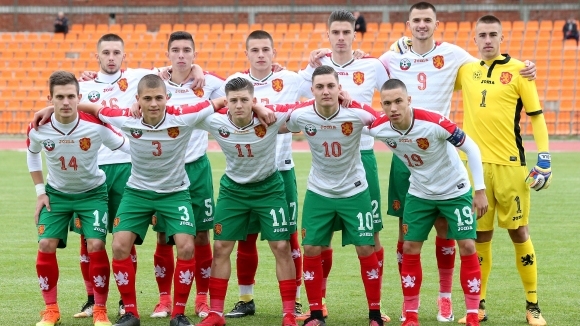 Националният отбор на България U19 (набор 1999) стартира битките по