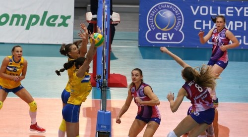 Женският отбор на Марица Пловдив пристигна в руския град Красноярск