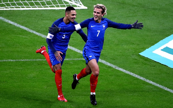 Франция победи Уелс с 2:0 в контрола, играна в Париж.