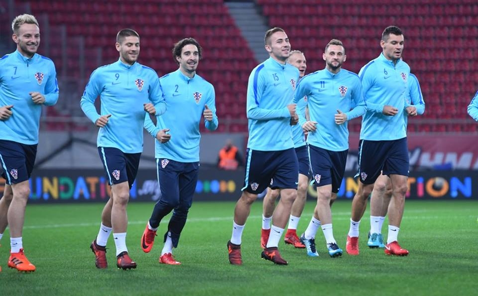 Отборът на Хърватия си отвори широко вратите за класиране на