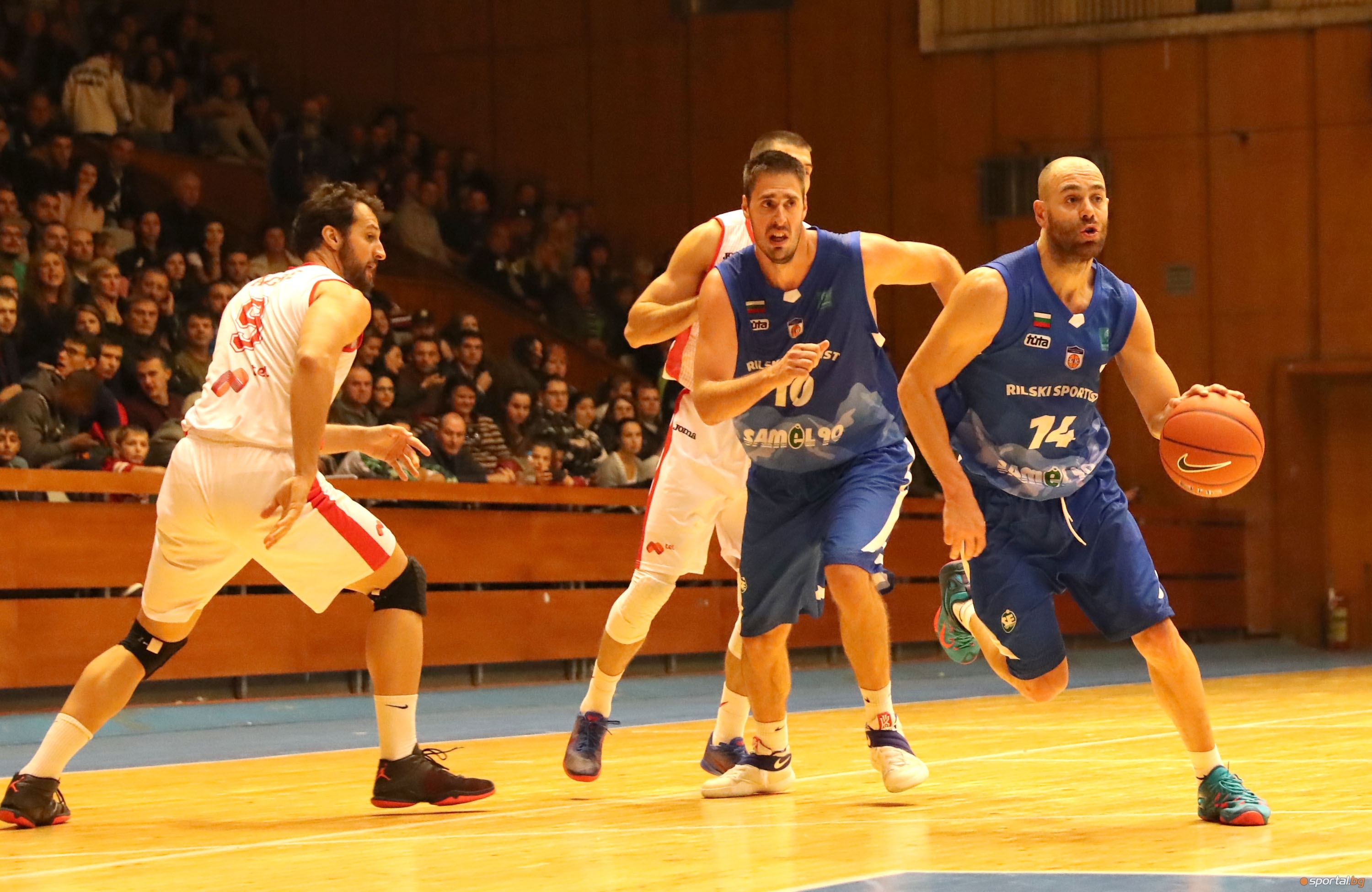 Отборът на Рилски спортист Самоков постигна категоричен успех в поредния