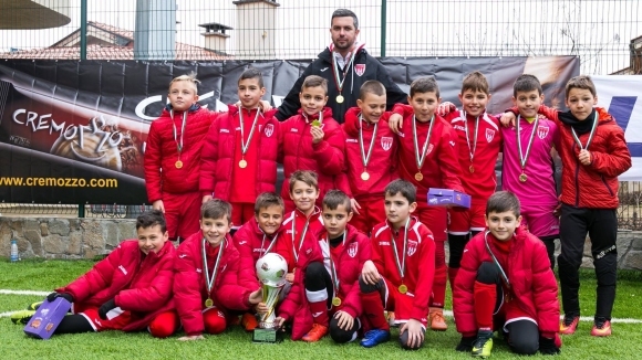 Ръководството на академия Царско село съвсем скоро ще организира благотворителен