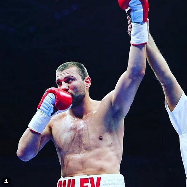 Тервел Пулев излиза на ринга още веднъж до края на