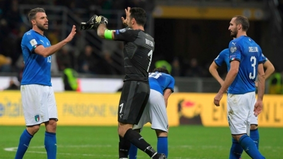 Не само капитанът Джанлуиджи Буфон, но и други двама от