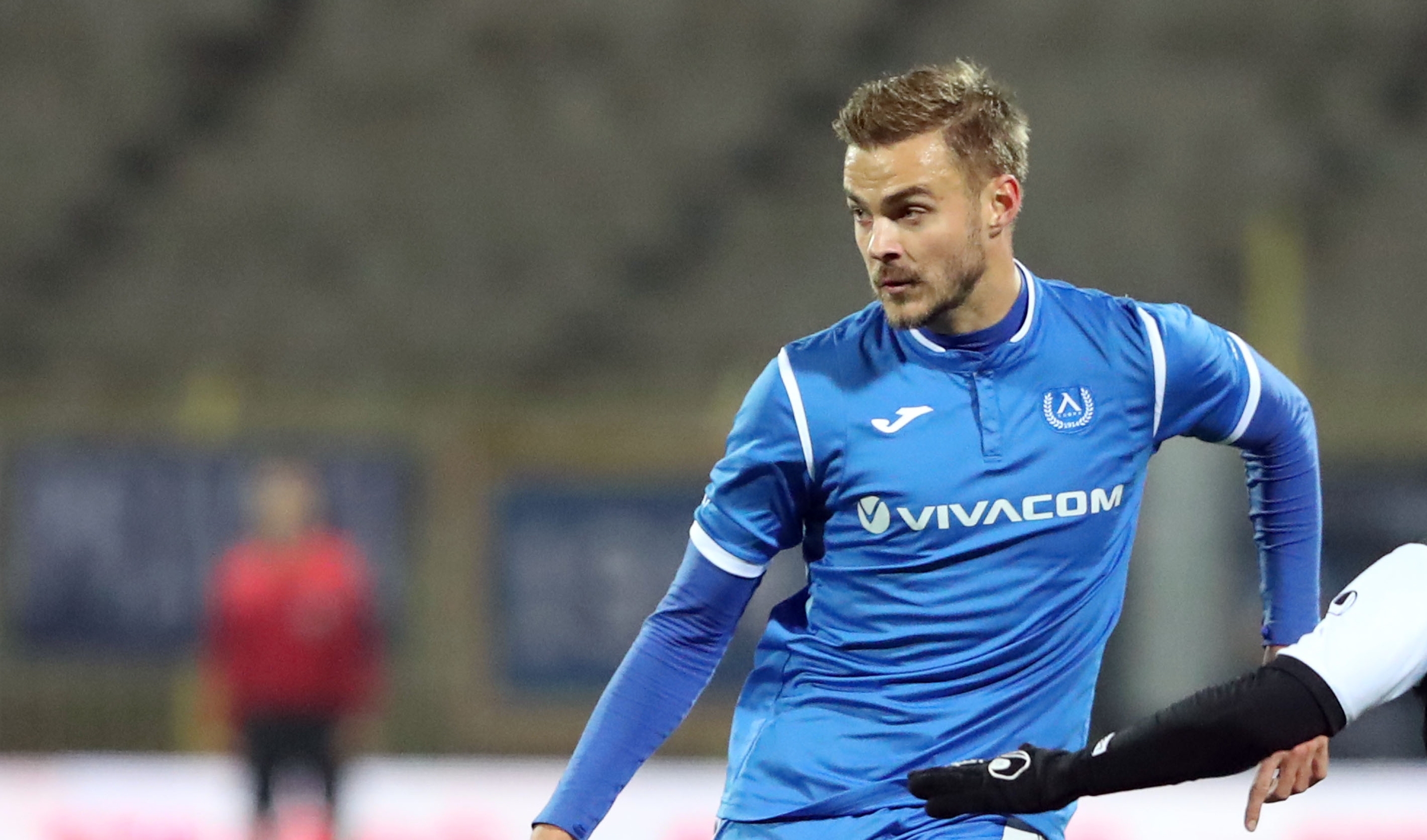 Защитникът на Левски Холмар Ейолфсон беше гост заедно със съпругата