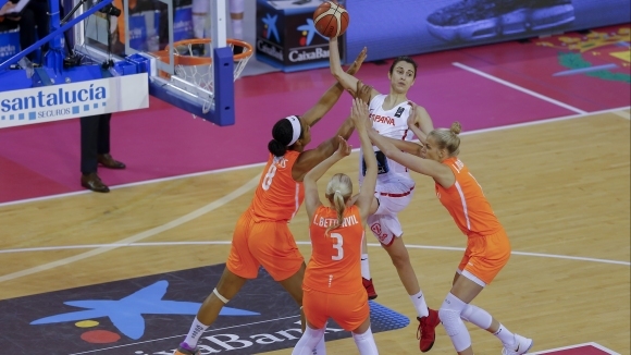 Европейският баскетболен шампион при дамите Испания затвори ноемврийския квалификационен прозорец
