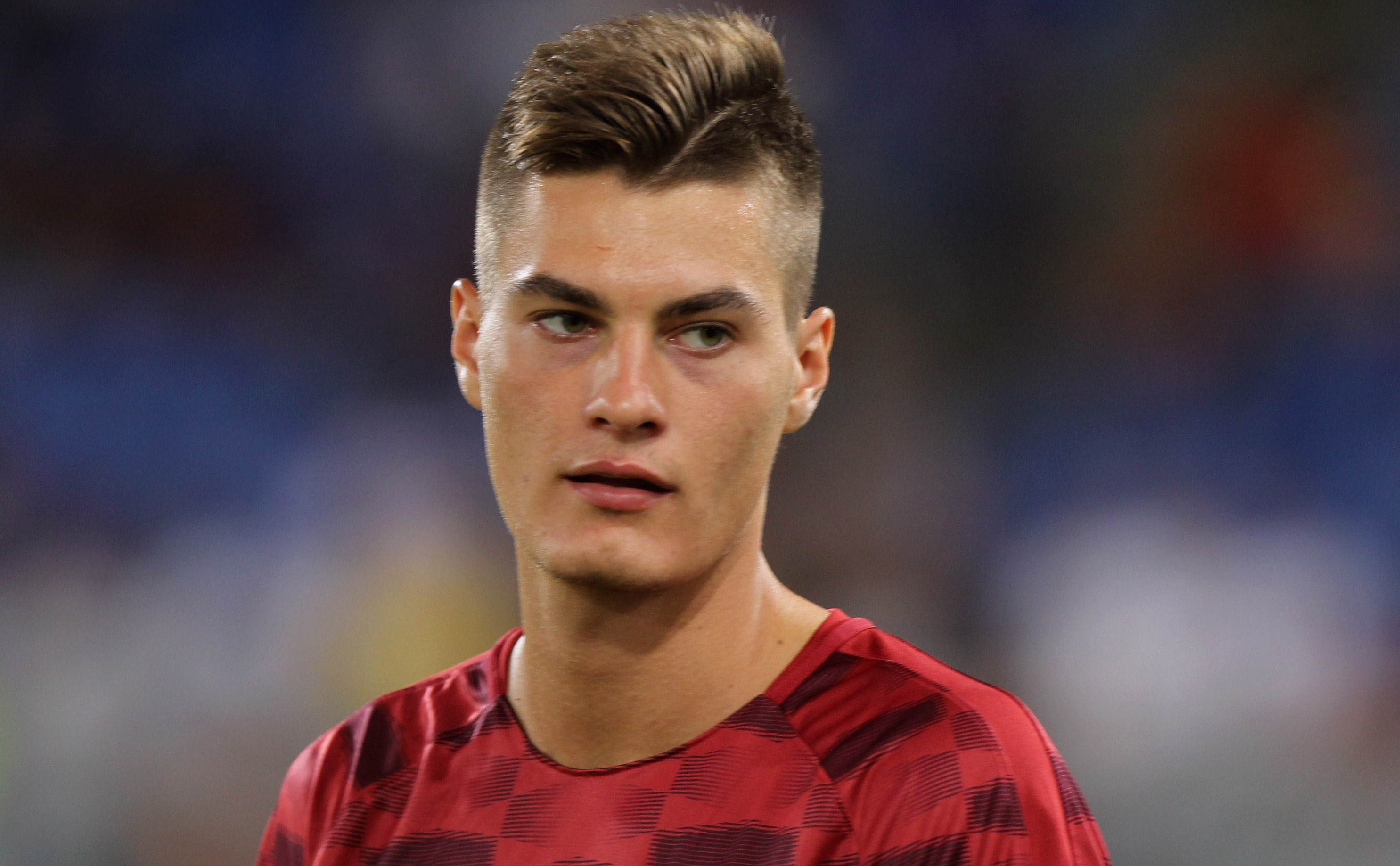 Нападателят на Рома Патрик Шик ще пропусне днешното дерби срещу