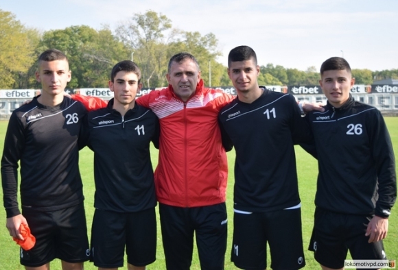 Старши треньорът на Локомотив Пловдив Бруно Акрапович готви сериозни промени