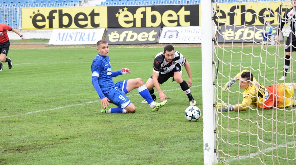 Отборът на Несебър победи като домакин Локомотив Горна Оряховица в