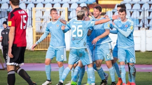 Отборът на Слован Братислава спечели с 1 0 дербито срещу Спартак
