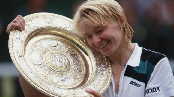 Легендарната бивша тенисистка Яна Новотна е починала в дома си