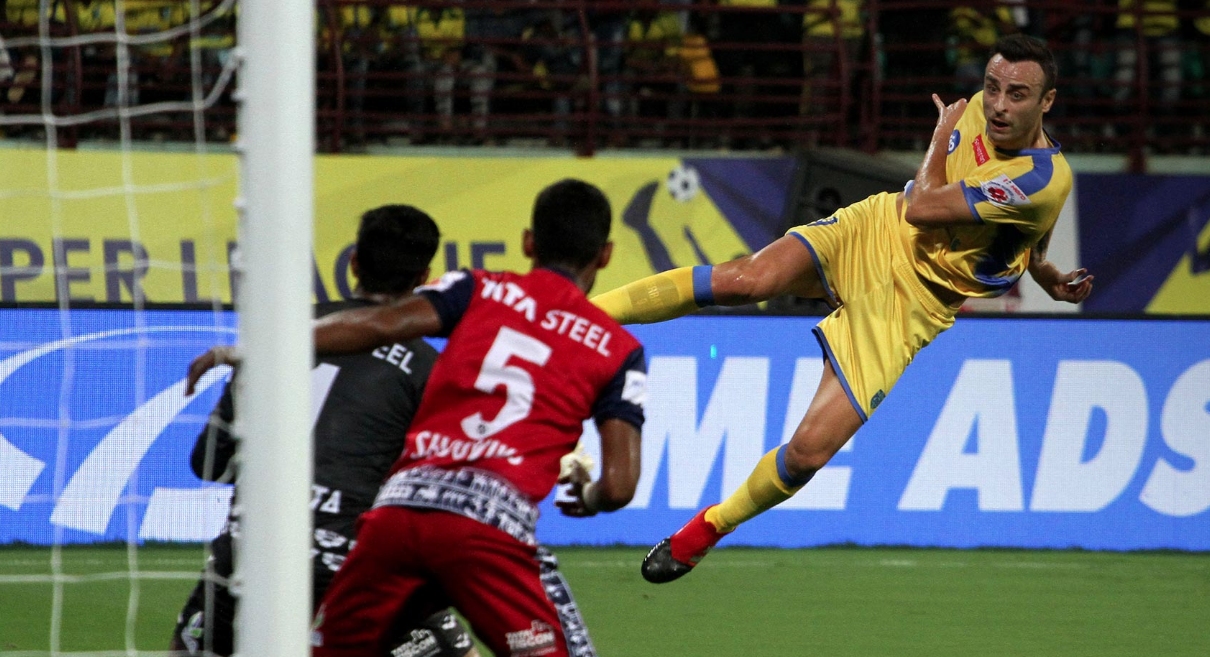 Димитър Бербатов започва от първата минута и във втория двубой