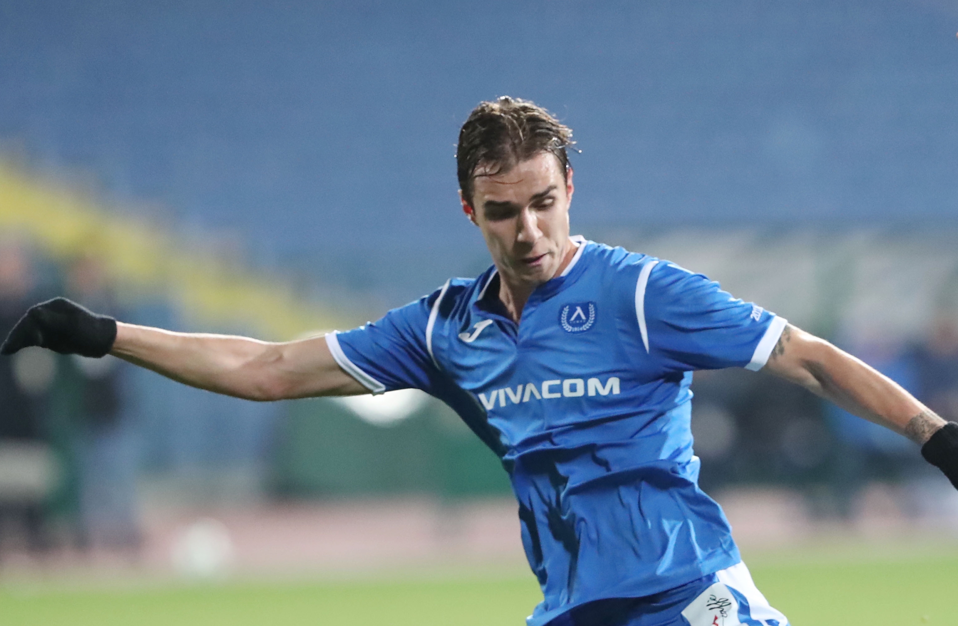 Халфът на Левски Антонио Вутов е възстановен от травмата си