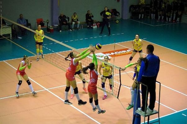 Волейболният отбор на Раковски Димитровград записа втора победа в женското