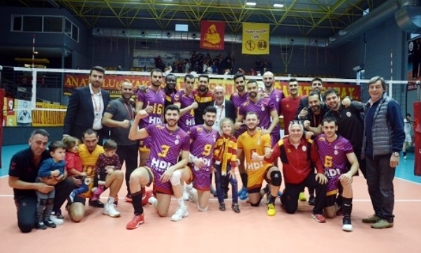 Турският волейболен гранд Галатасарай Истанбул където играе българския национал Теодор