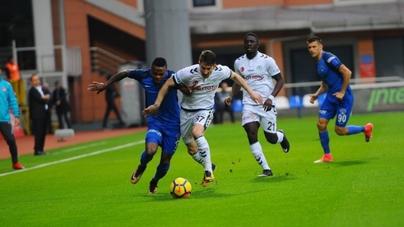 Футболният ни национал Страхил Попов изнесе пореден силен мач в