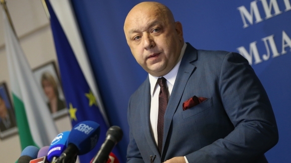 Спортният министър Красен Кралев коментира в „Спортна треска“ по БНТ