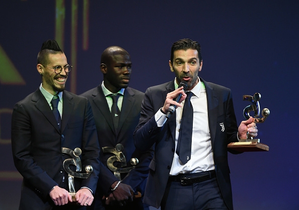 Големият Джанлуиджи Буфон обмисля да продължи да играе за националния