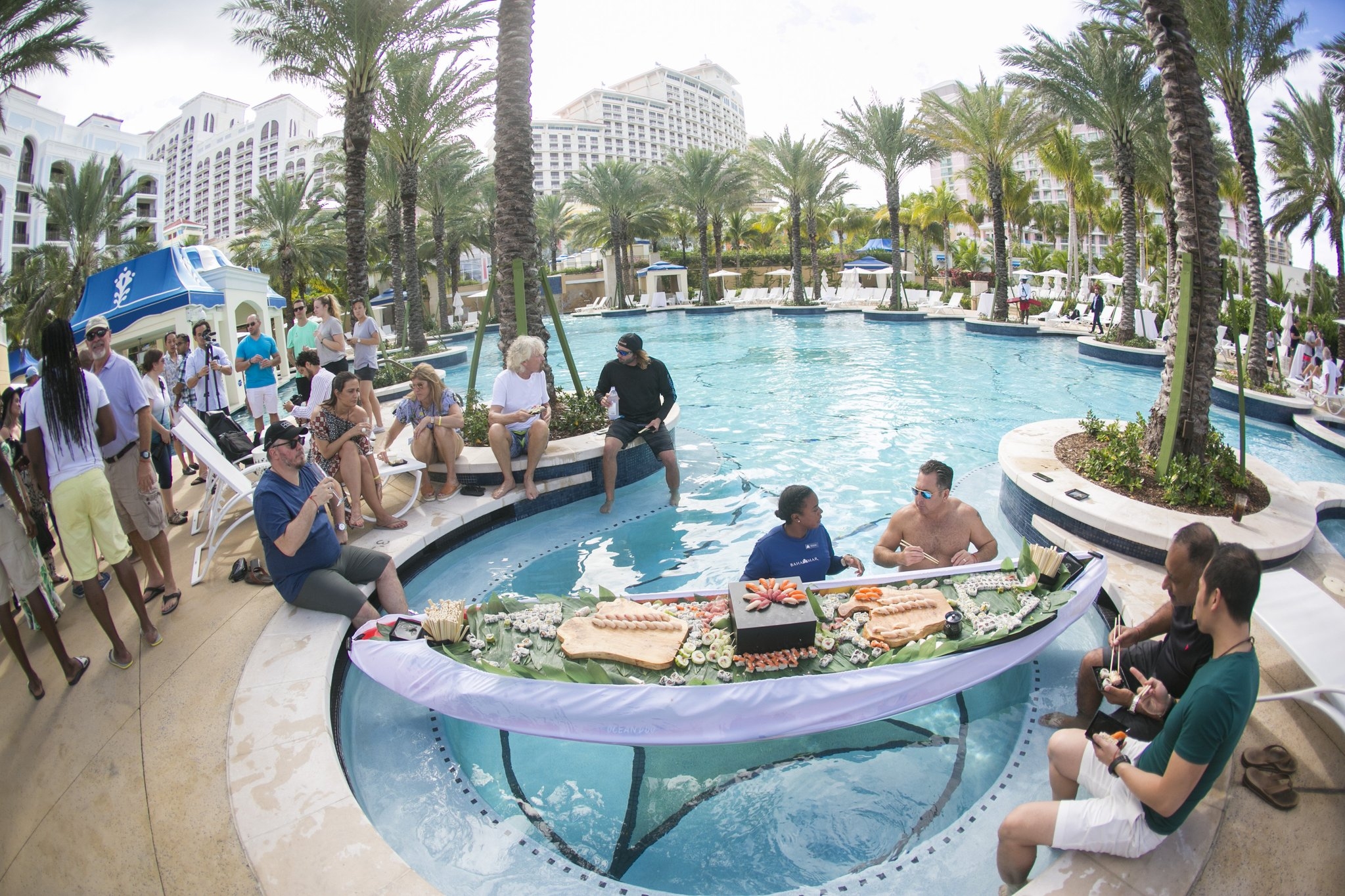 Григор Димитров продължава да държи феновете си в течение на