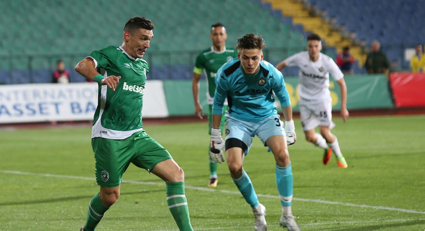 Университатя Крайова е поредният кандидат за Клаудио Кешерю от Лудогрец