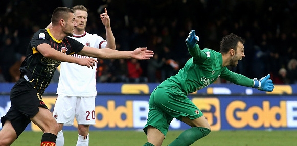 Вратарят на Беневенто Алберто Бриньоли влезе в историята на Серия