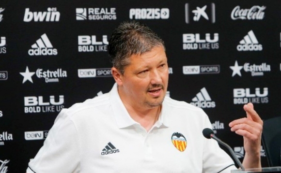 Бившият треньор на втория отбор на “Валенсия” - Любослав Пенев,