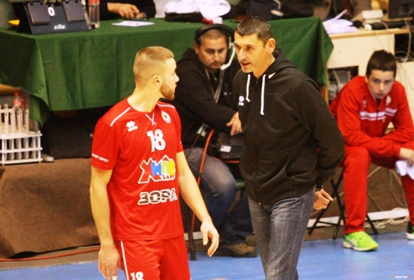 Треньорът на волейболния ЦСКА Александър Попов заяви, че на тима