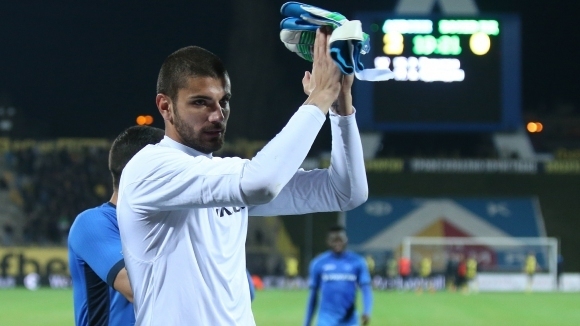 Вратарят Николай Кръстев се завръща в Левски става ясно от