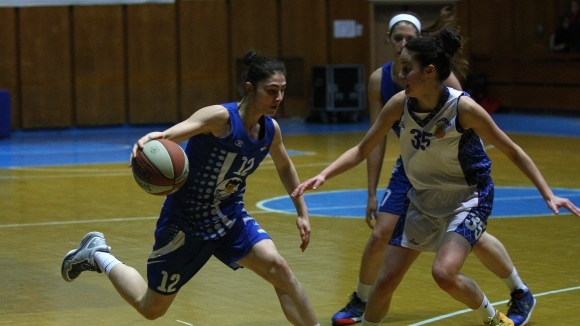 Отборът на Монтана 2003 продължава победния си ход в зона