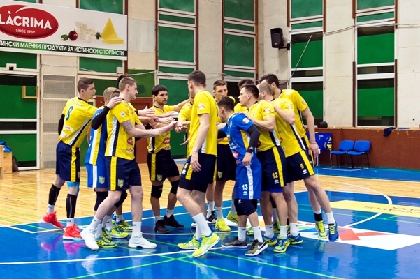 Волейболният отбор на Хебър Пазарджик записа 7 а победа в Суперлигата