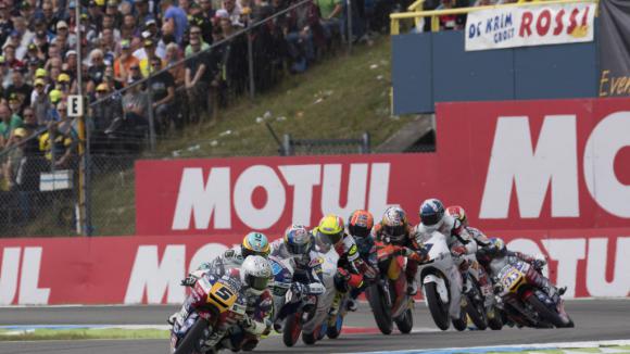 Трасето край холандския град Асен известно като Катедралата на скоростта