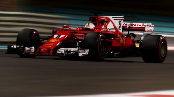Болидът на Ферари за 2018 успешно премина краш тестове за