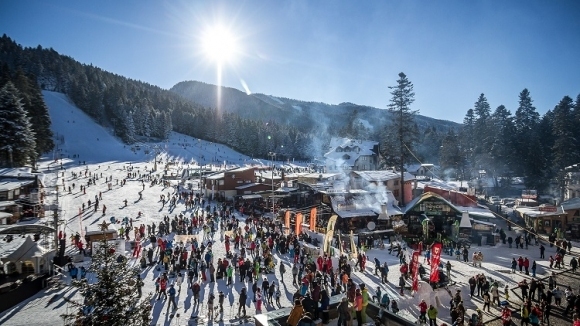 На 23 декември събота Боровец отваря ски зоната за приятелите