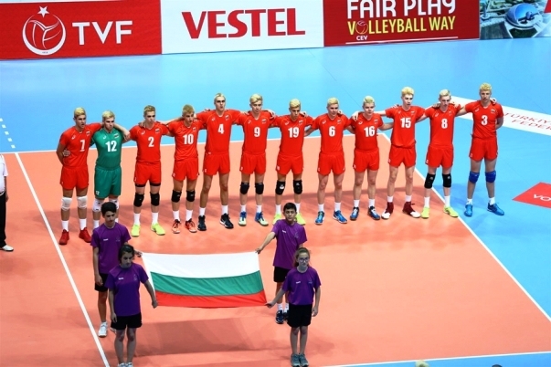 Националният волейболен отбор на България за юноши до 18 години